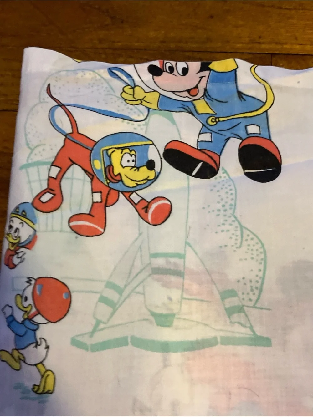 Vintage Disneyland Pacific Frontierland Mickey band Flat Top Sheet Twin Bed